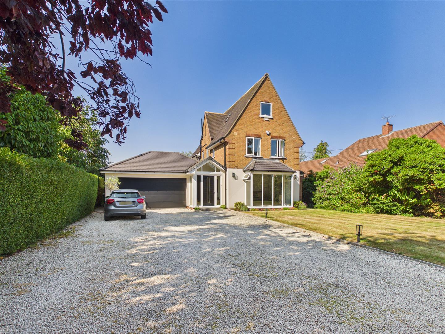 Cottingham East Yorkshire, HU16 5AH